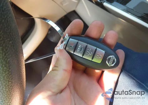 2017 Nissan Sentra Sl from USA, damaged, VIN 3N1AB7AP1HY352401